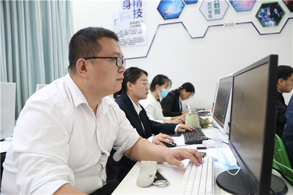 石家庄新华电脑学校